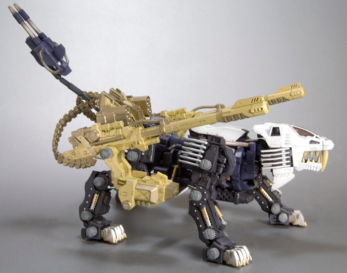 Amazon.com: Zoids HMM-005 Shield Liger MK-II 1/72 Scale